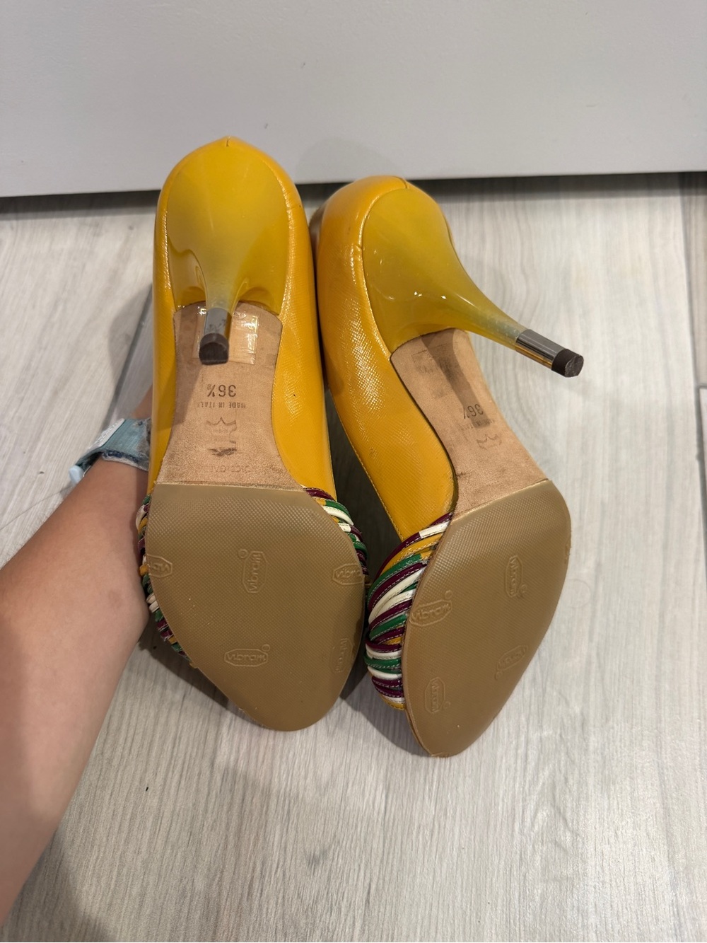 Dolce & Gabbana Yellow Peep-Toe Heels with Multicolor Knot Detail - Picture 3 of 3